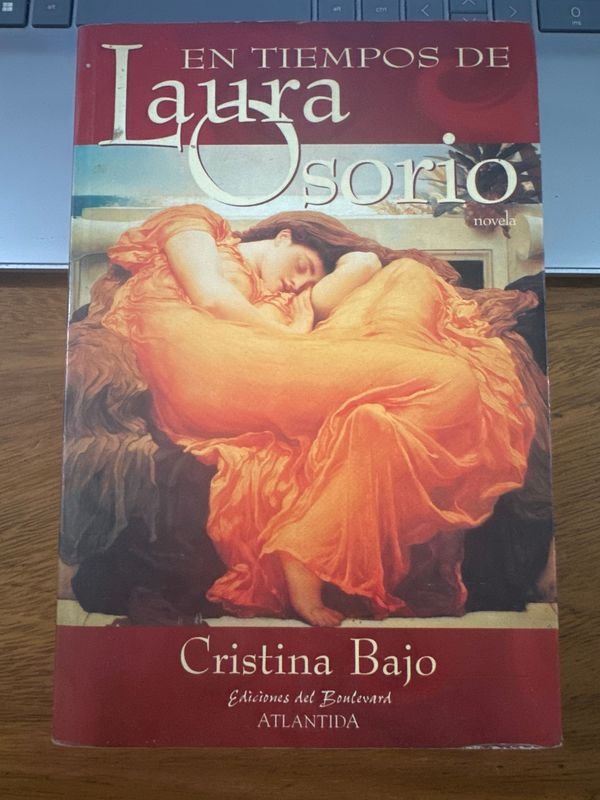 Libro "En Tiempos de Laura Osorio" de Cristina Bajo