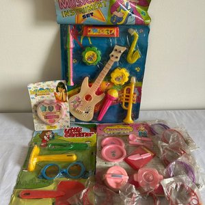 Lote anterior: Set de Instrumentos Musicales y Juguetes Varios