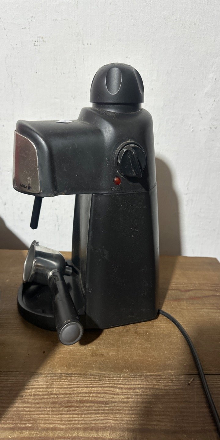 Cafetera Eléctrica Negra