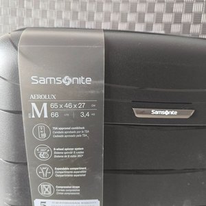 Valija Samsonite Aerolux Negra 65cm Grande con Ruedas - imagen 2