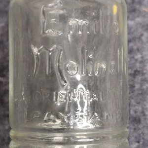 Botella Antigua de Vidrio Claro Emilio Molinelli "La Oriental" - imagen 4