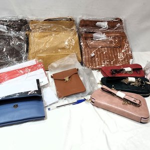 Lote de Carteras, Monederos y Porta Celulares de Eco Cuero - imagen 2