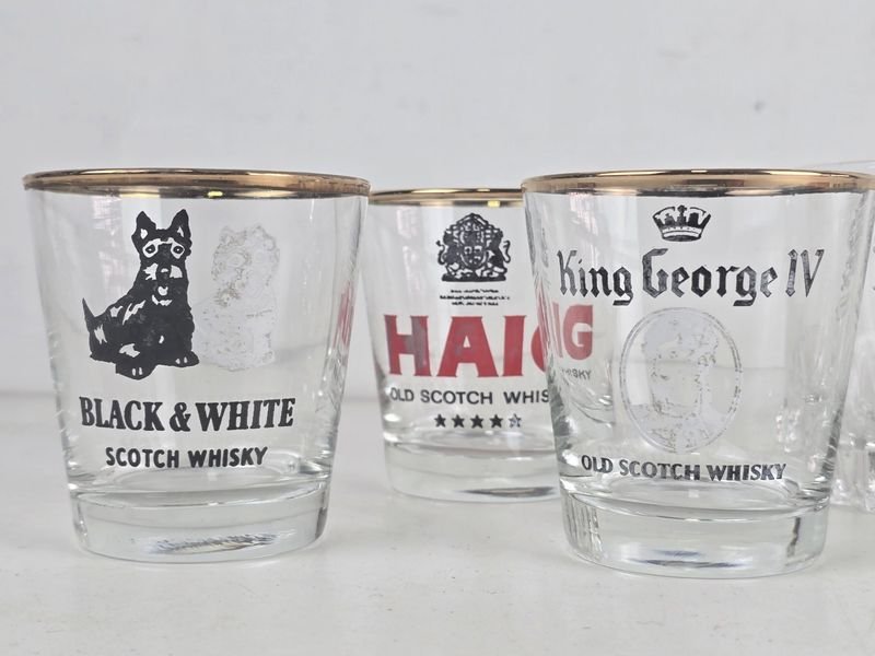 Conjunto de 6 Vasos de Whisky con Logos Publicitarios