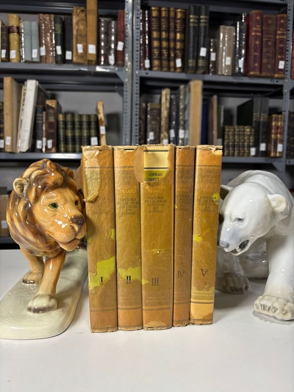 Lote anterior: Colección de libros sobre la historia de las ideas en España