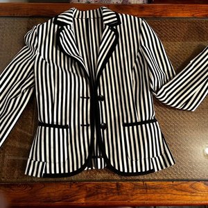 Blazer Rayado Blanco y Negro Talle S - imagen 6