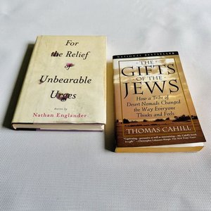 Lote de 2 Libros: "The Gifts of the Jews" de Thomas Cahill y "For the Relief of Unbearable Urges" de Nathan Englander - imagen 2