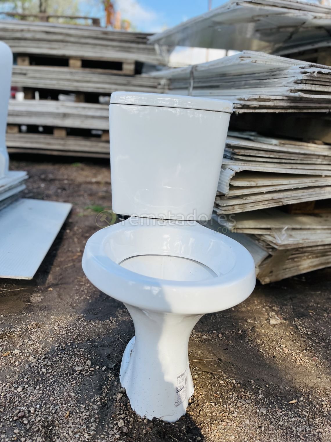 Inodoro Blanco Completo con Depósito