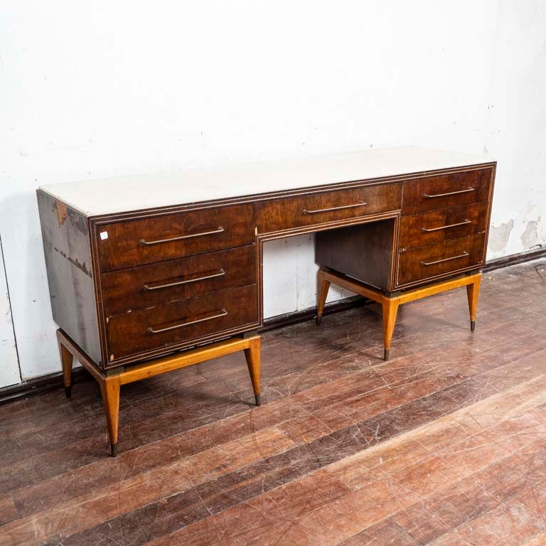 Item 2097483 - Image 0