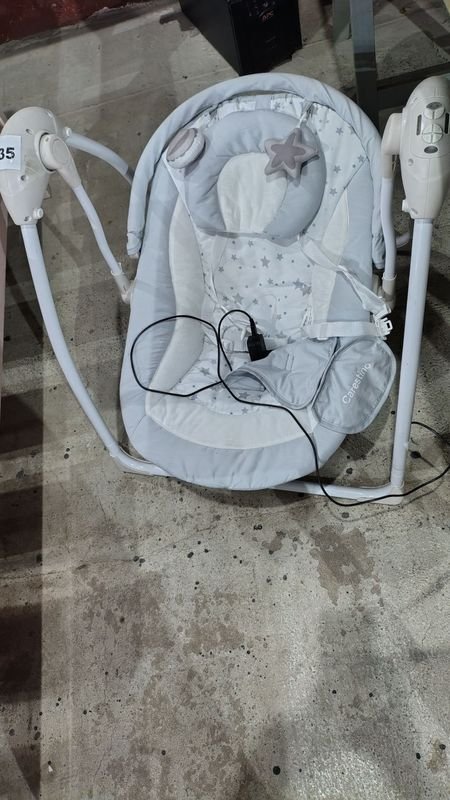 Mecedora para bebés con música y comodidad - imagen 3