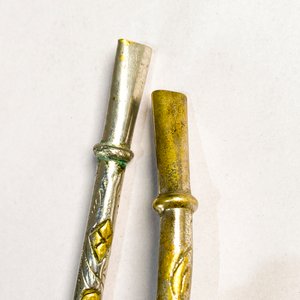 Dos Bombillas para Mate Metálicas con Detalles Decorativos - imagen 4