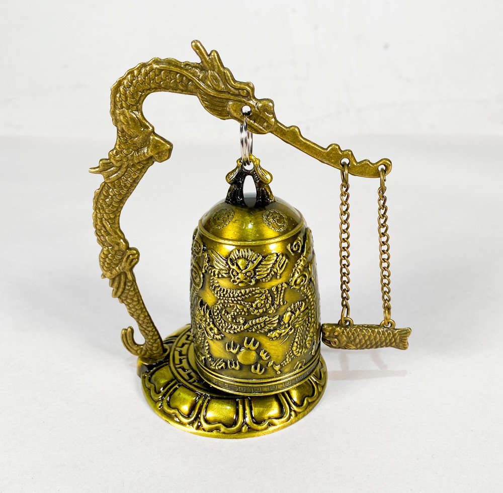 Campana Oriental con Brazo de Dragón y Animal Mitológico, 112 cm
