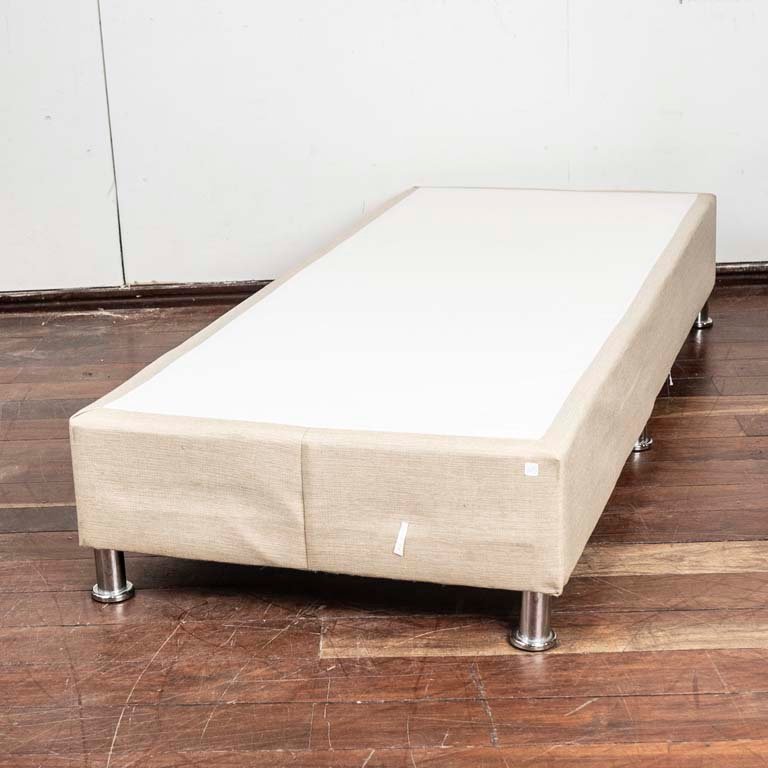 Item 2113894 - Image 0