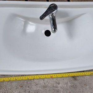 Bacha de Baño Blanca con Grifería - imagen 4