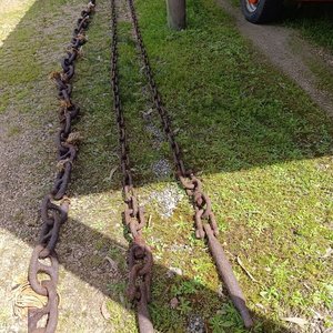 Lote siguiente: Cadena de Hierro Oxidado de 8.20 Metros