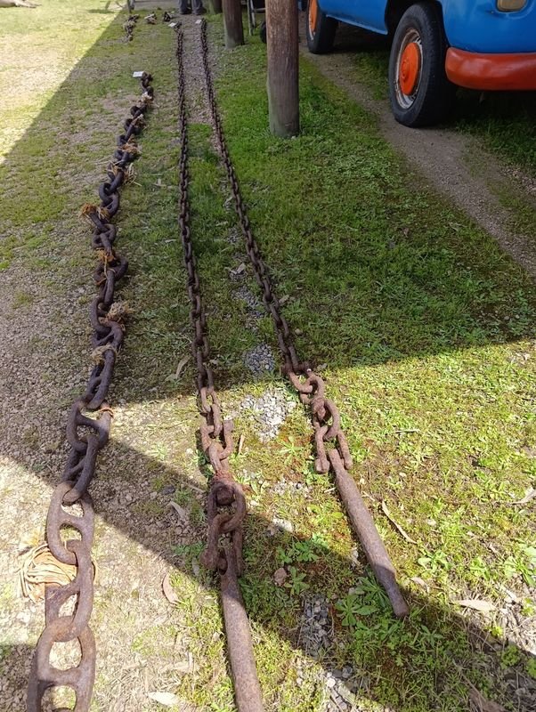 Cadena de Hierro Oxidado de 8.20 Metros