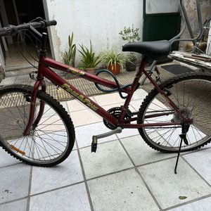 Bicicleta "Five & Five" Rodado 26 Color Rojo Granate - imagen 6