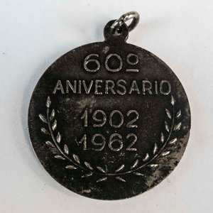 Medalla Uruguay Banco Popular 1962 Cobre Plateado 60 Aniversario - imagen 2