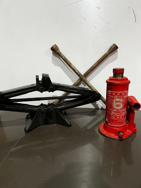 Item 873779 - Image 0