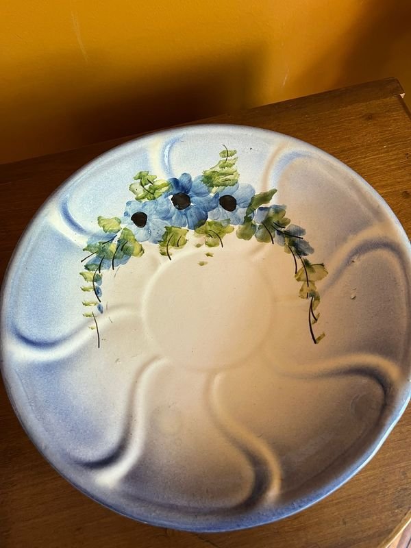 Jarra de porcelana azul y blanca con flores - imagen 2