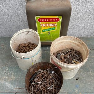 Lote anterior: Lote de Clavos, Cadenas y Herramientas Varias