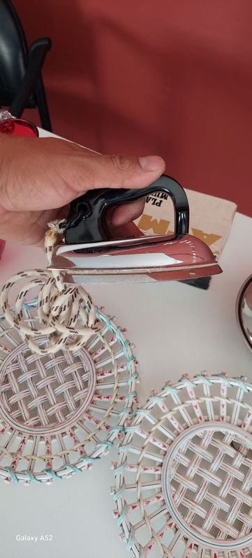 Jarritas, plancha y adornos varios para decoración - imagen 6