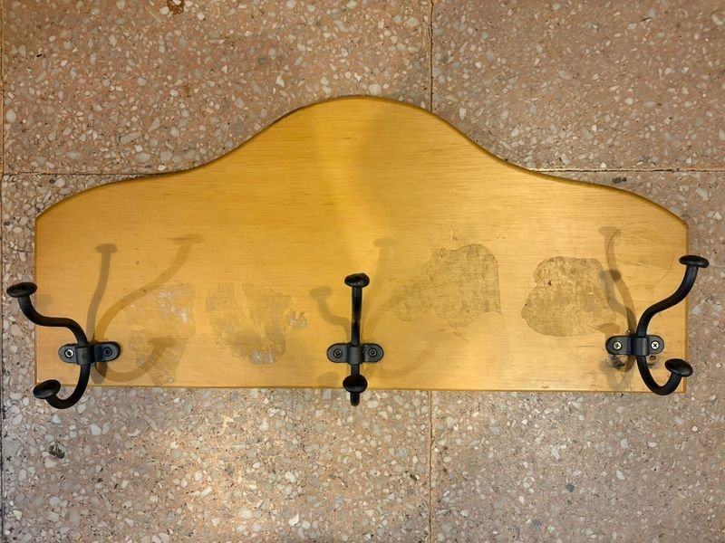 Lote anterior: Perchero con 3 ganchos en madera y metal