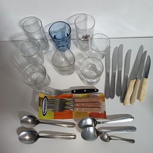 Lote de Vasos y Cubiertos Varios - imagen 7