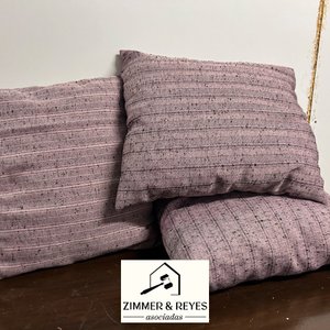 Tres Almohadones Decorativos Lisos y Rayados - imagen 3
