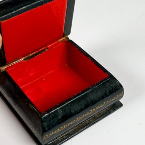Caja laca rusa decorada 6 x 6 cm - imagen 4