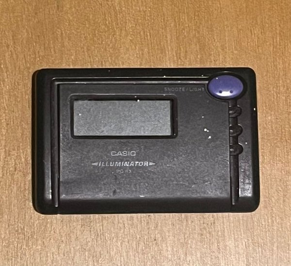 Reloj Despertador Casio Illuminator a Pilas