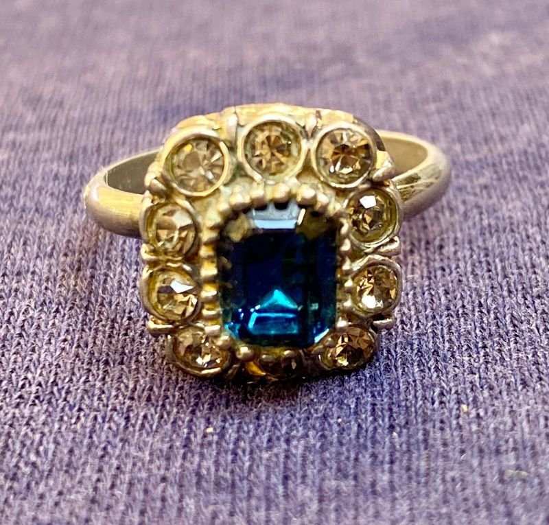 Item 843437 - Image 0