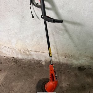 Lote siguiente: Bordeadora Eléctrica Naranja con Cable