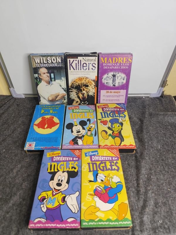 Lote de 7 VHS Antiguos: Disney, Documentales y Películas