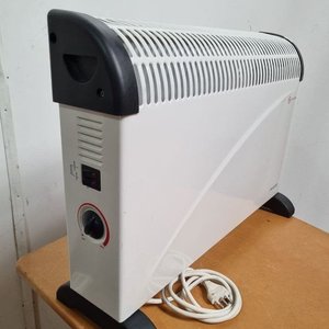 Estufa Convector Paravox Blanca y Negra 2000W - imagen 2