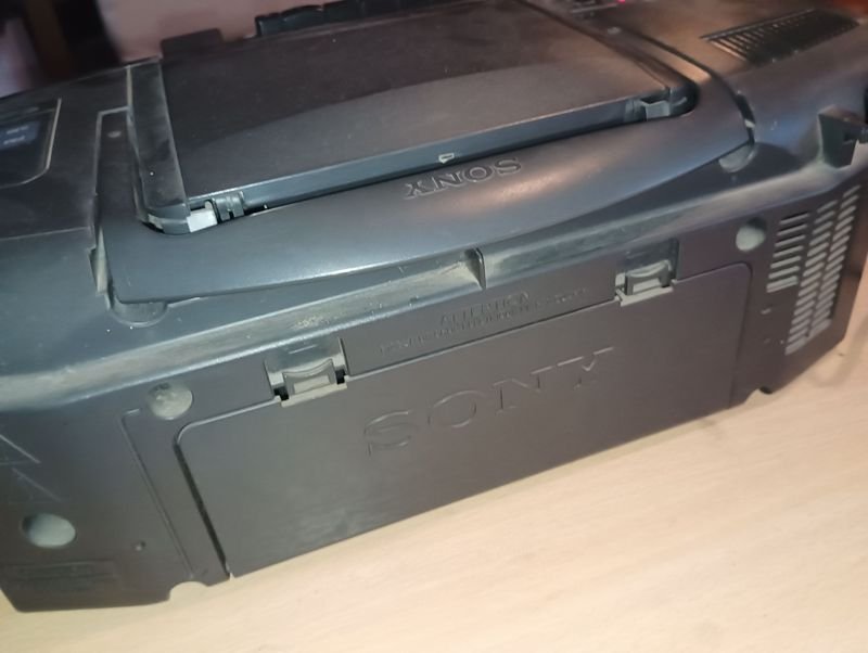 Minicomponente SONY CFD-6 con CD y Casette - imagen 7