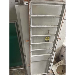 Lote anterior: Lote de 3 Puertas de Madera con Marco y 1 Puerta de Hierro