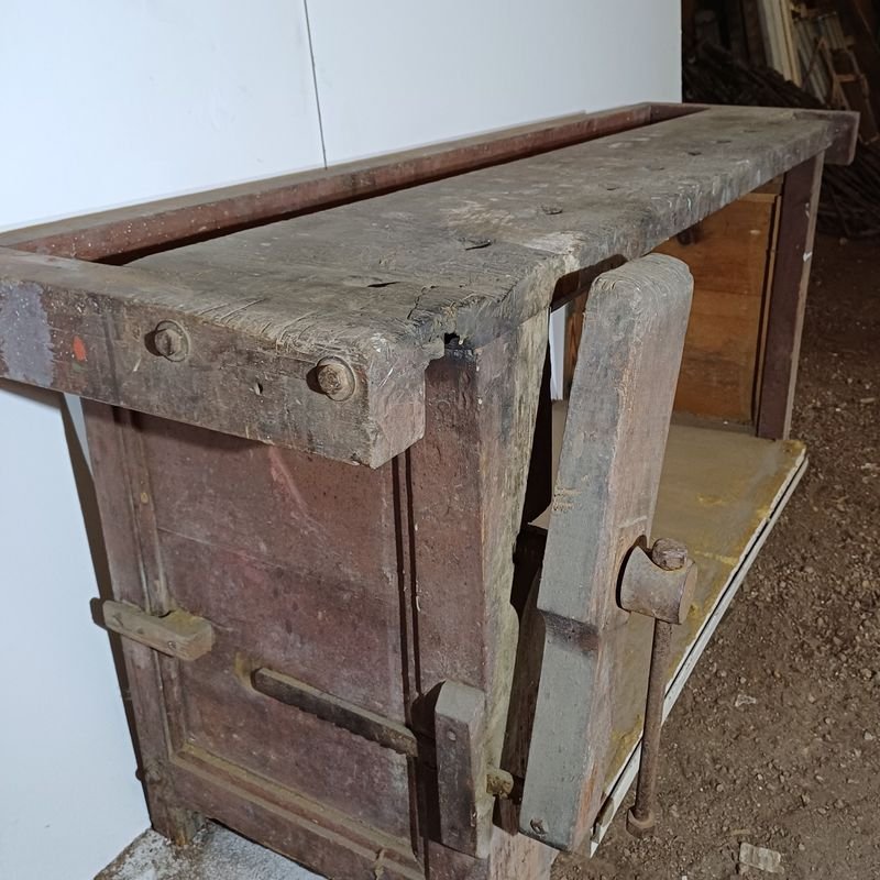 Bancos de carpintero en madera, en mal estado - imagen 8