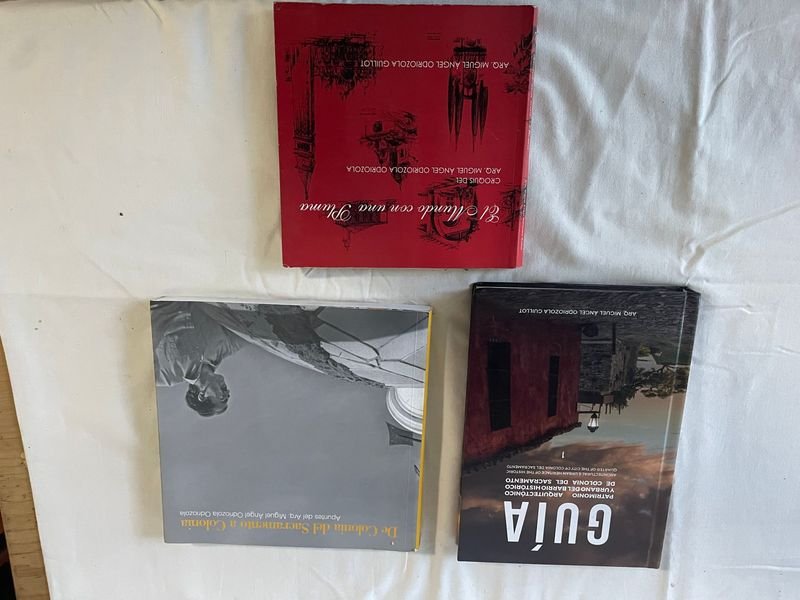 Guía y Libros del Arquitecto Odriozola Dedicado y Firmado
