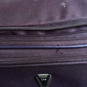 Valija Marrón Marca LYS con Ruedas y Manija Extensible - imagen 2