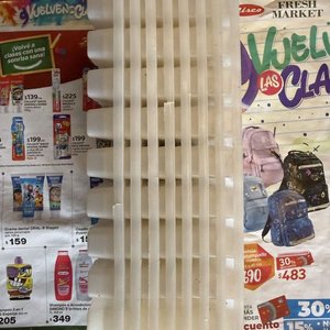 Lote de 8 Hieleras de Plástico para Cubitos de Hielo - imagen 2