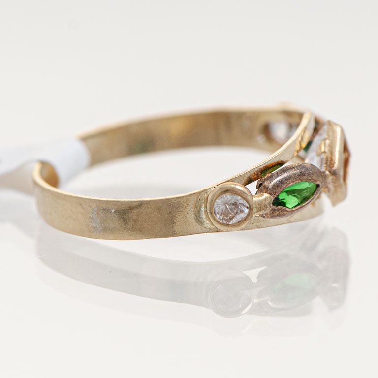 Anillo de oro con circonias y piedras verdes - imagen 2