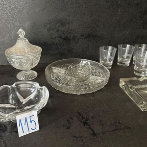 Bombonera, Copetinera, Ceniceros y Vasos de Cristal Tallado - imagen 1