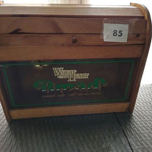 Lote anterior: Panera de Madera con Tapa Enrollable y Ventana "Wheat Heart Bread"