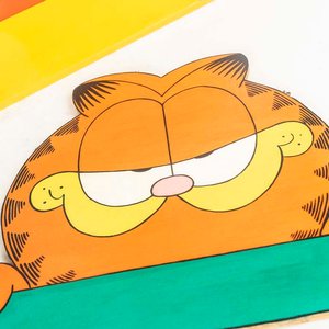 Perchero y Repisa Infantil de Madera con Personajes de Dibujos Animados - imagen 2