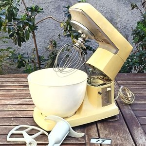Batidora Eléctrica de Pie Arno, con bol, Batidores y Accesorios con Detalles de Uso - Funciona - imagen 2