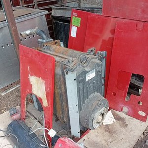 Lote siguiente: Caldera a Fuel Oil Riello TBR 5 con Bomba y Accesorios