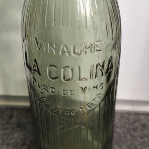 Botella Antigua de Vinagre La Colina Vidrio Verde - imagen 2