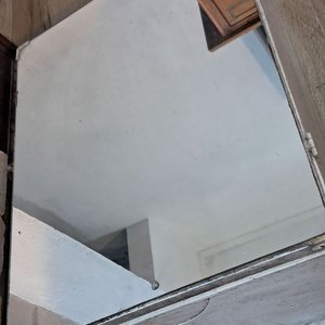 Botiquín de Madera con Espejo y Estantes - imagen 2