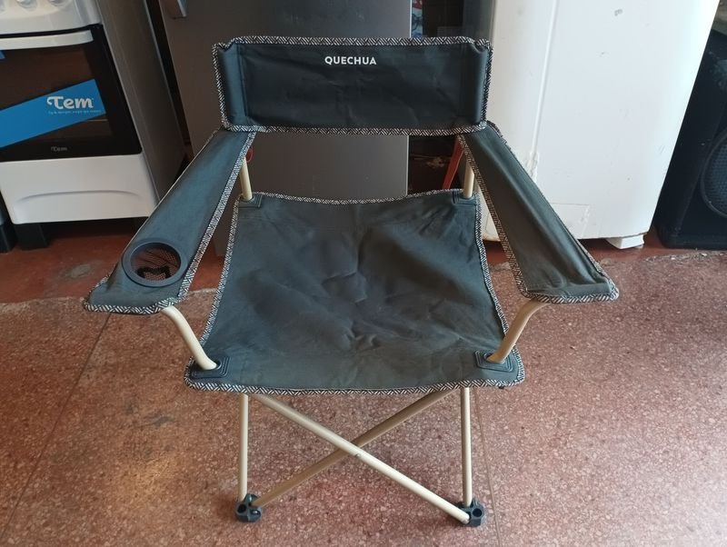 Silla plegable de camping con reposabrazos Quechua Basic - imagen 2