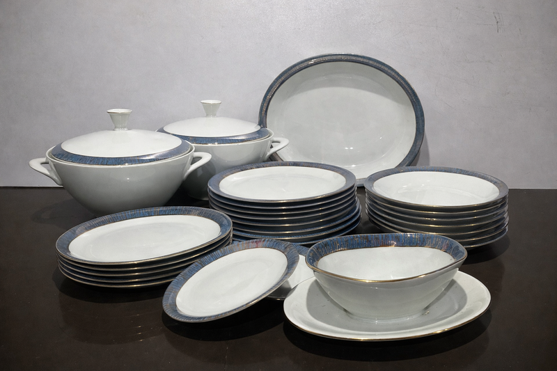 R6 Espectacular Remate, tráiler nuevo completo, gran portada de 2 hojas, herramientas, maquinaria para panadería, variedad de sandalias nuevas y muy lindas, gran colección de libros, lit. clásica y contemporánea, retiramos mercadería para rematar!!